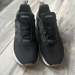 Adidas Black and White Men’s Running Shoe Size 9 TR21